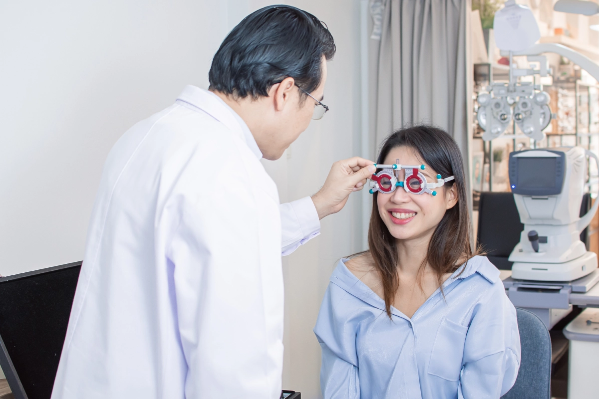 【隱形眼鏡】可以戴多久？了解隱形眼鏡種類及護理方法| FWD HK